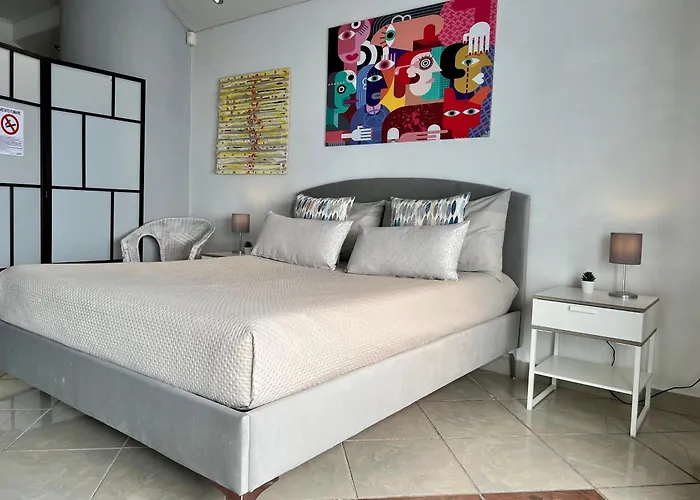 Amarin Pisa Room