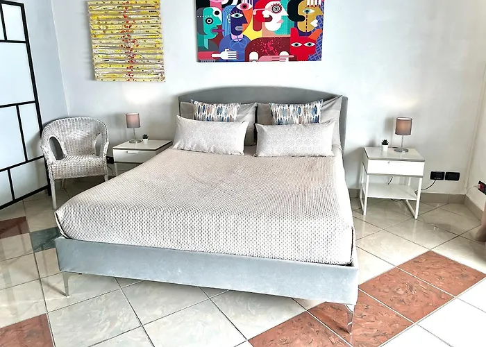 Amarin Pisa Room